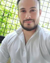 Roberto Lara